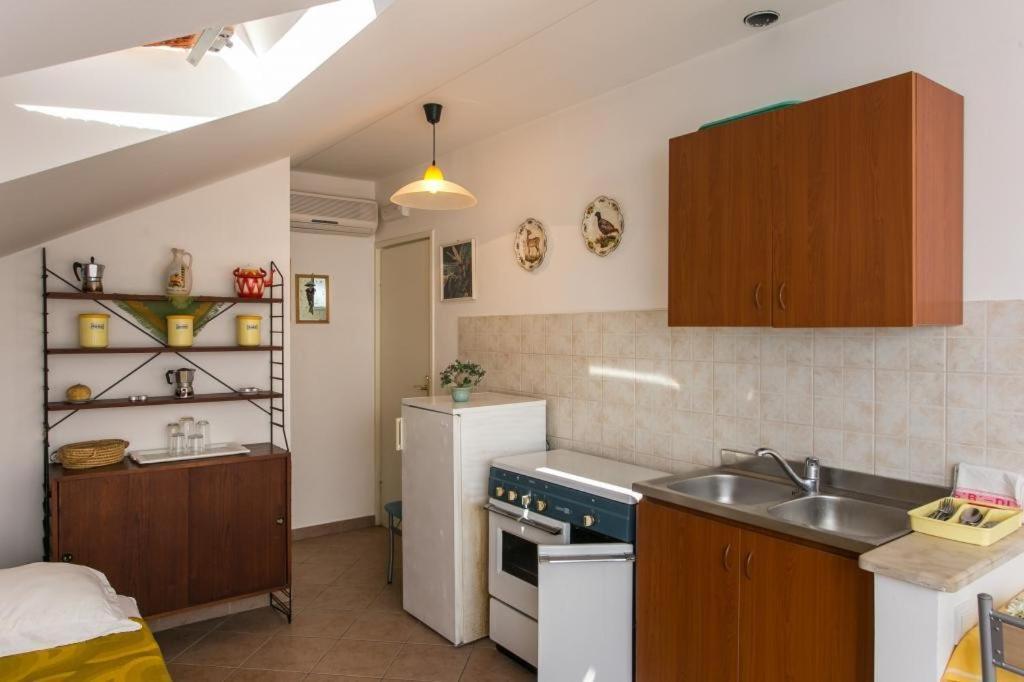 Apartments Tramonto 자톤 객실 사진